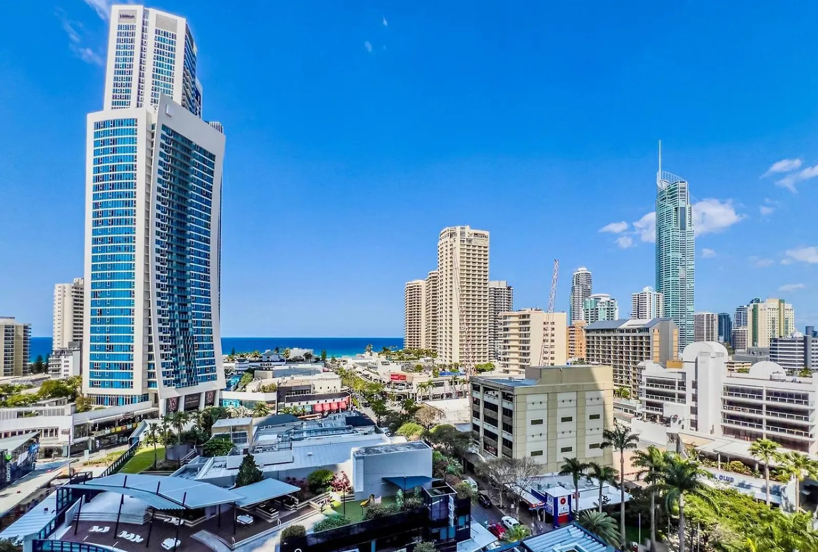 Circle On Cavill Escape Daire Gold Coast Avustralya