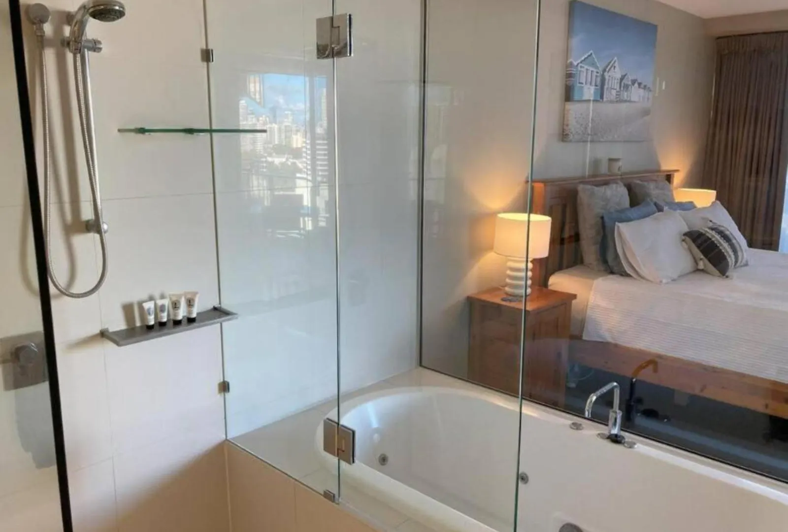 Circle On Cavill Escape Daire Gold Coast