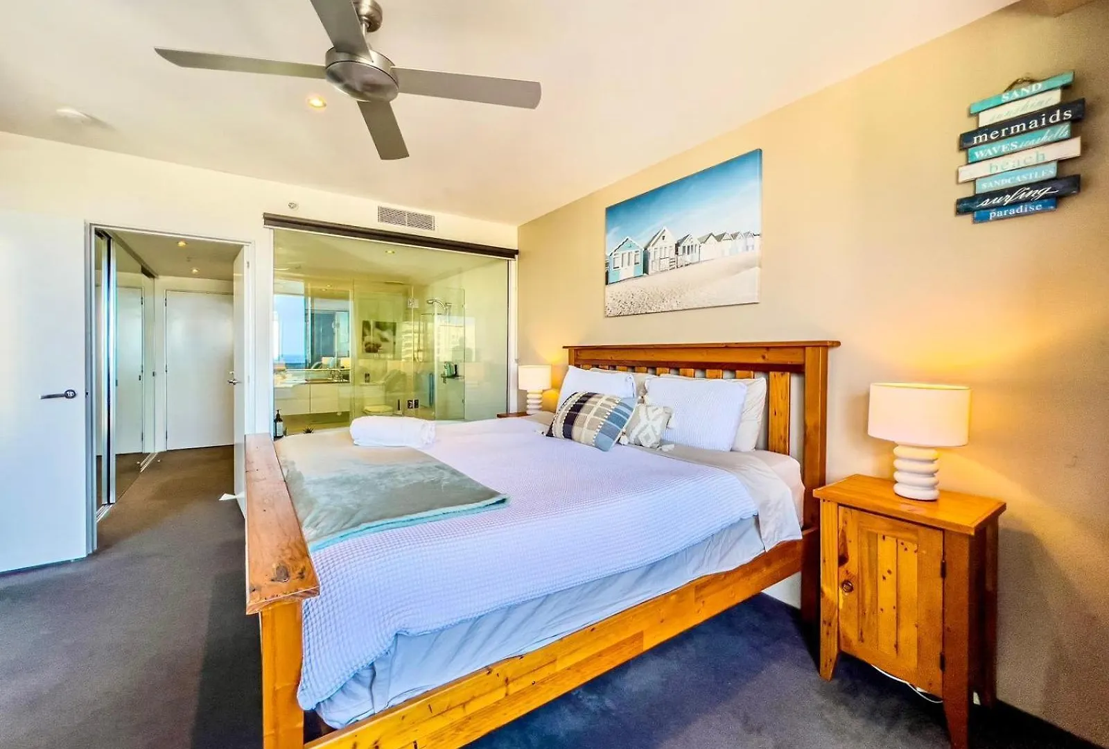Circle On Cavill Escape Daire Gold Coast Avustralya