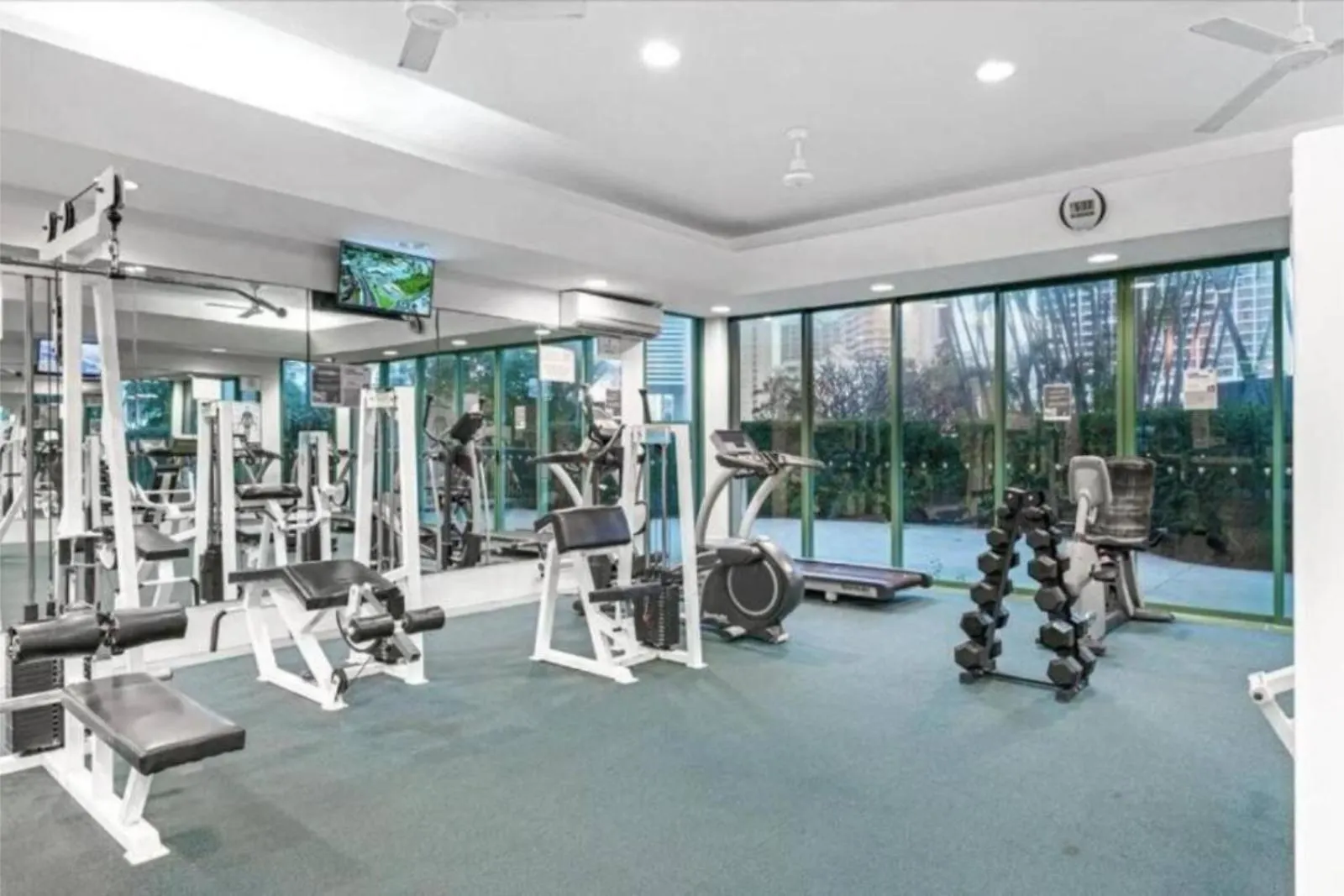 Circle On Cavill Escape Daire Gold Coast